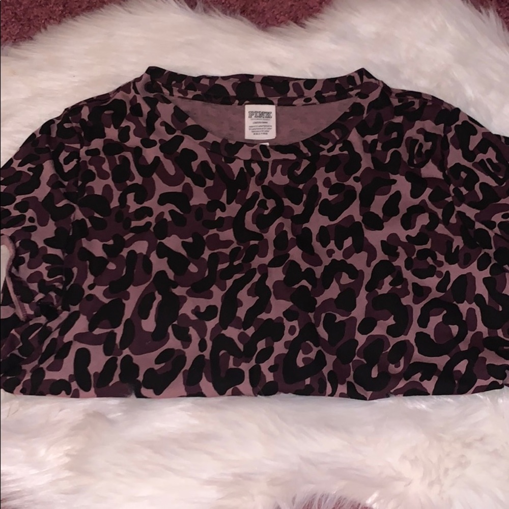 pink short sleeve shirt